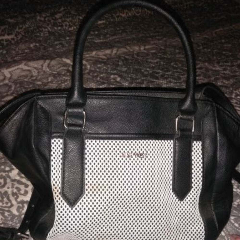 Nine west cross body